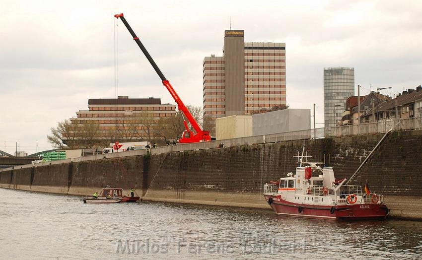 Wartungsarbeiten Rettungsboot Ursula P44.JPG